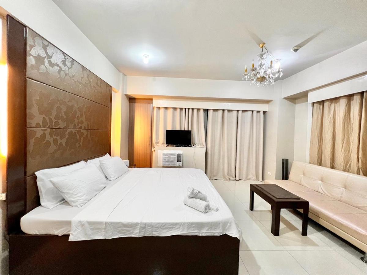 Newport Hotel Near Naia Manila Airport Terminal パサイ エクステリア 写真